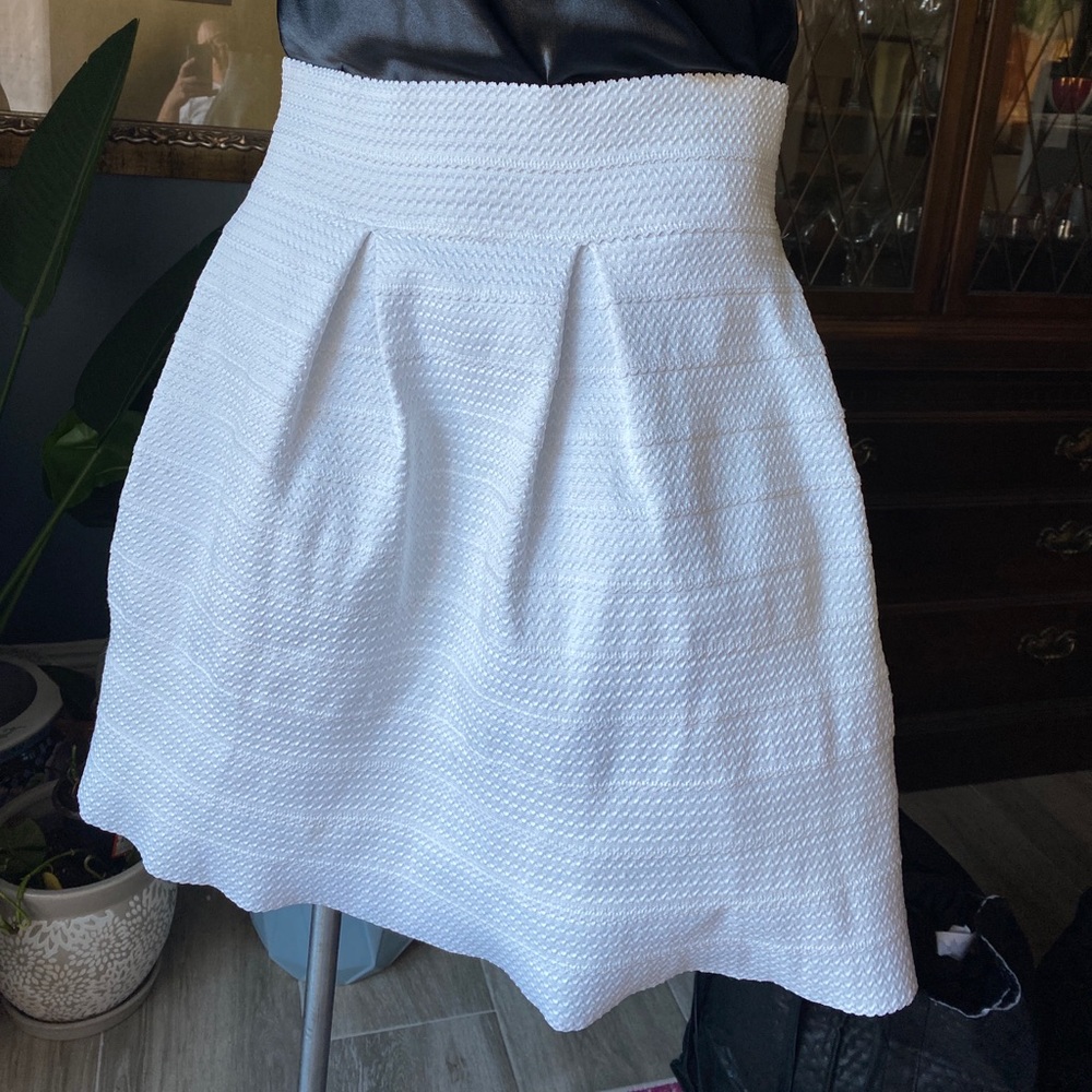 7th Ave NY & Co. skirt size XL white bell skirt